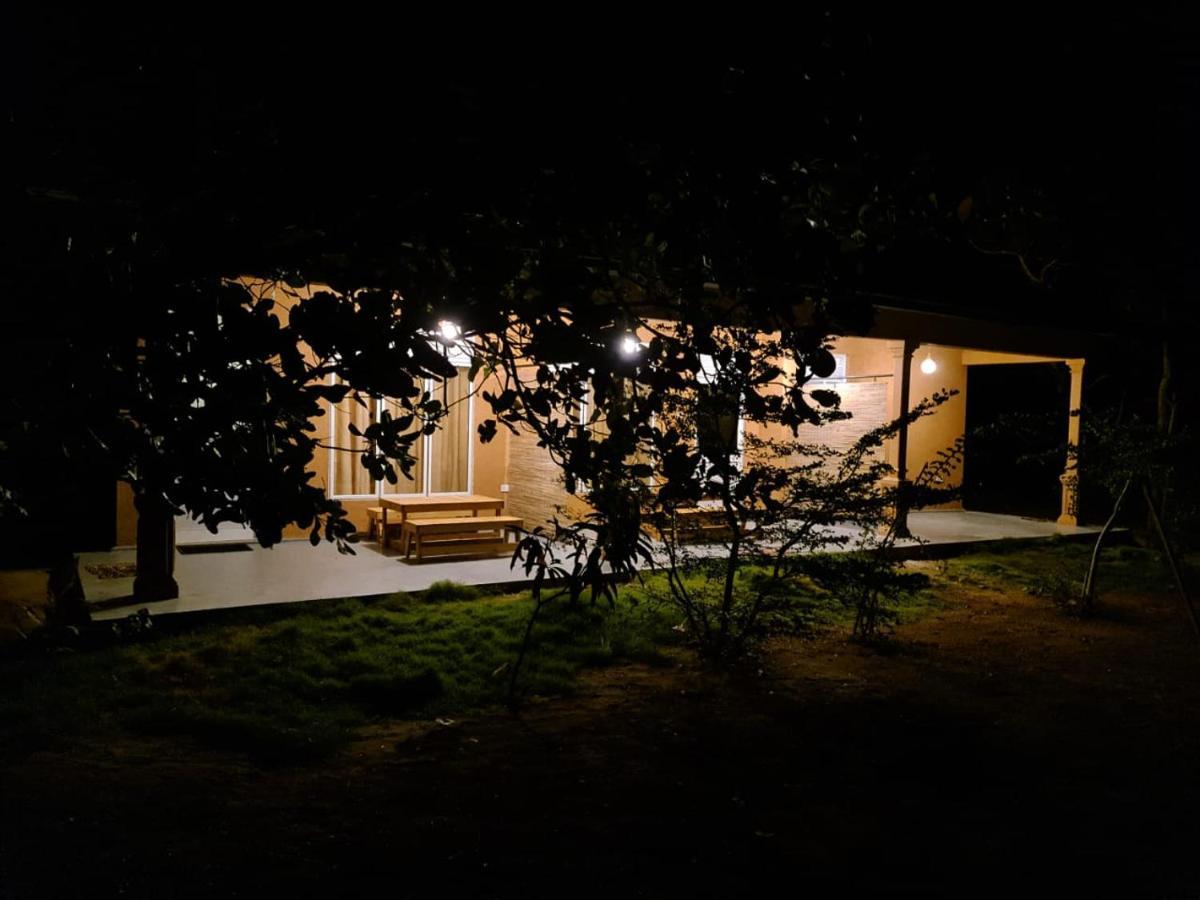 Hotel Wilpattu Wildhideaway Galkadawala Exterior foto